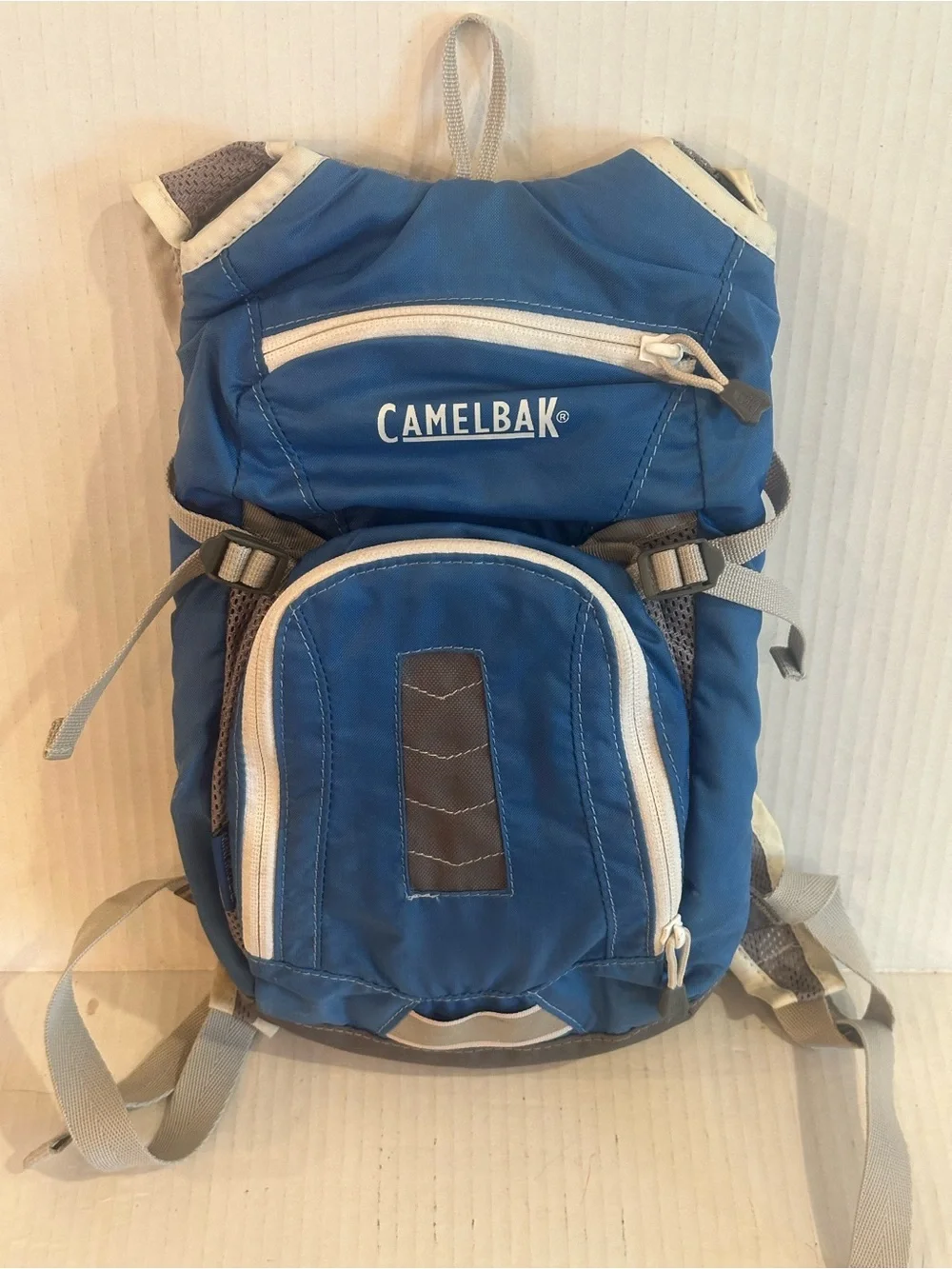 Camelback Mini Mule Hydration Backpack 1.5L (50oz) Blue Pre-Owned NO  Bladder